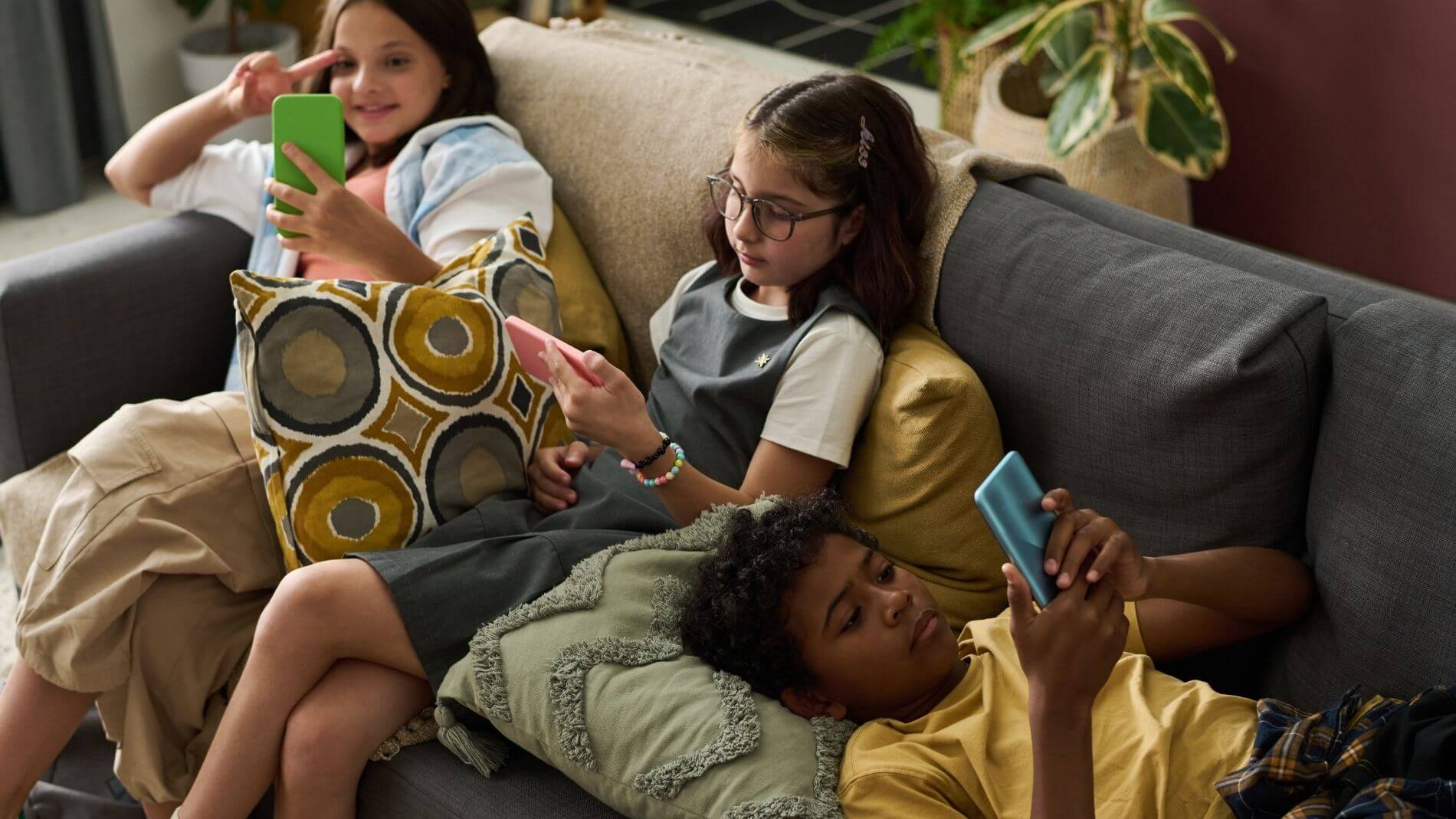 what age should kids get their own device