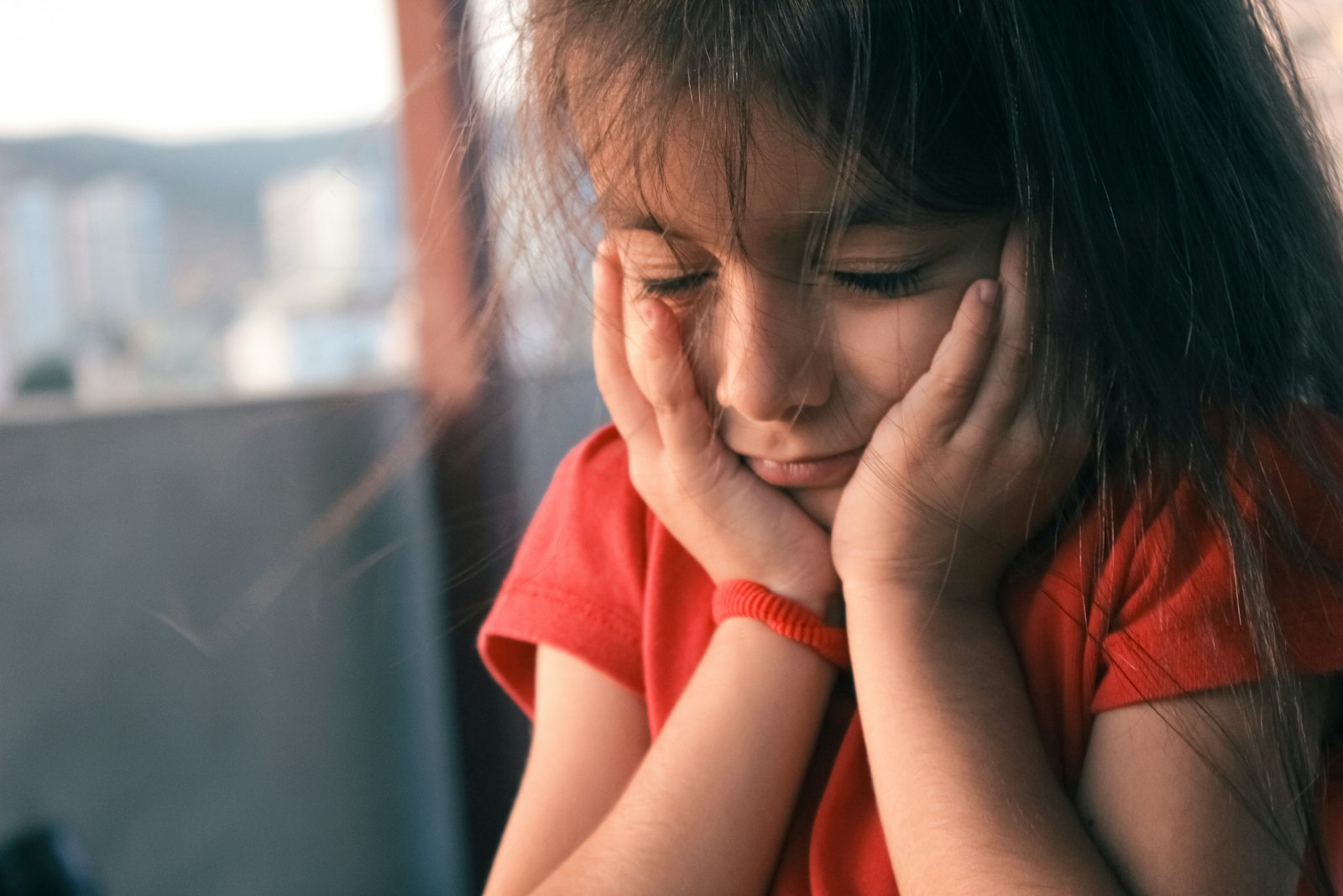 How to Help an Anxious Child
