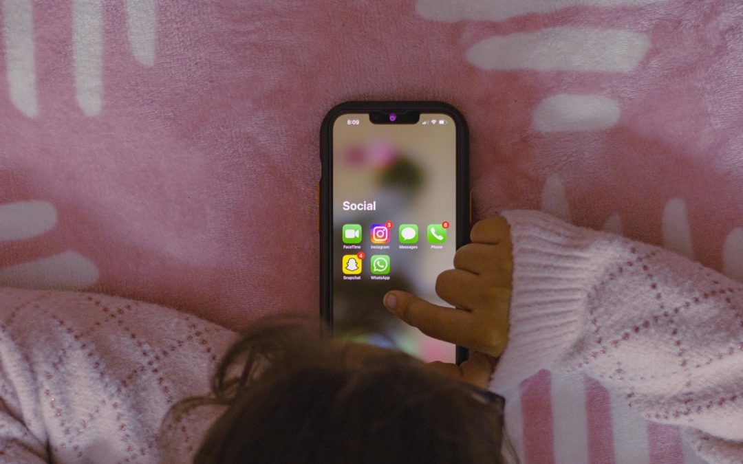 The Family Conversations You Are Missing Because of Screens