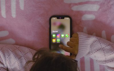 The Family Conversations You Are Missing Because of Screens